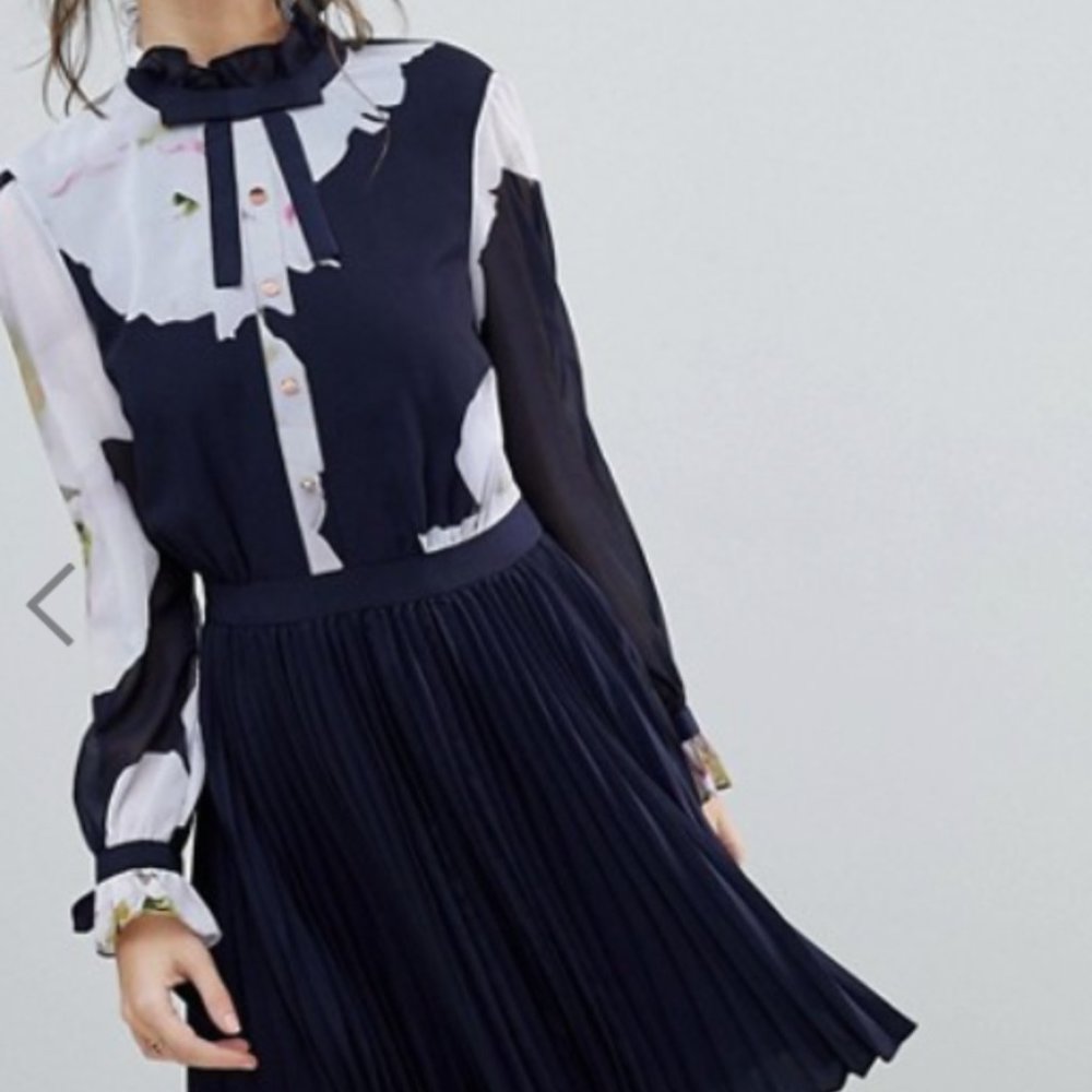 Ted Baker Ellona Bow Sleeve Dress in Gardenia Prin